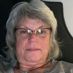 Meet your Posher, Mozelle